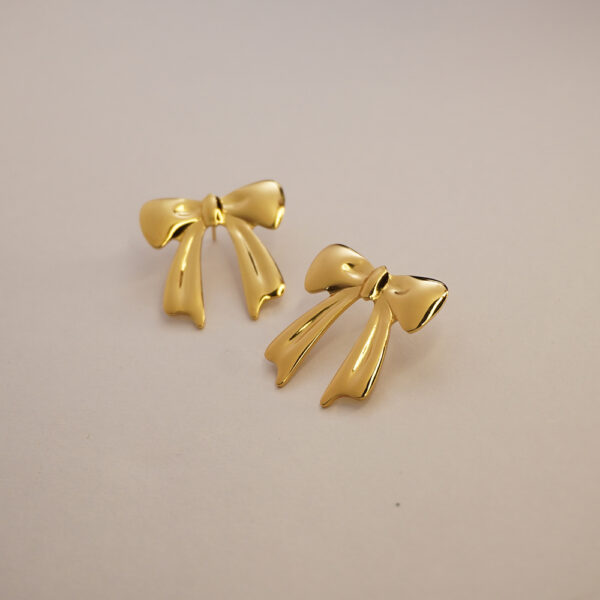 Golden French Bow #1 Earring