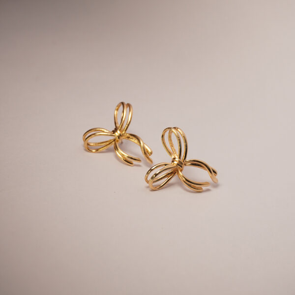 Golden Vintage Bow Earring