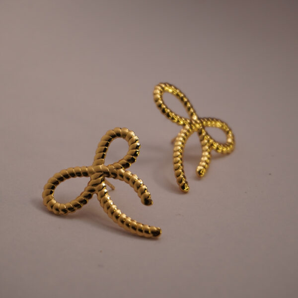 Golden Italian Bow #3 Earring