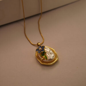 Golden Pearl Necklace #1