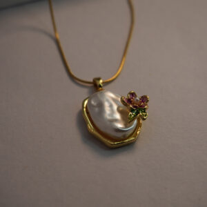 Golden Pearl Necklace #2