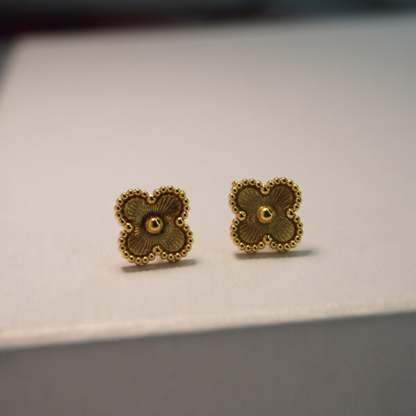 Golden Clover Earring