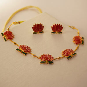 Classic Red Lotus Choker Set
