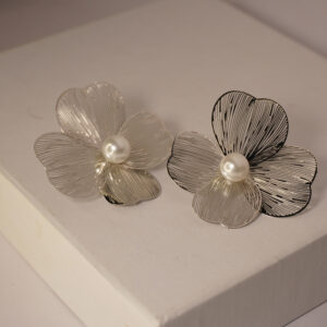 Silver Flower Pearl #1 Earring